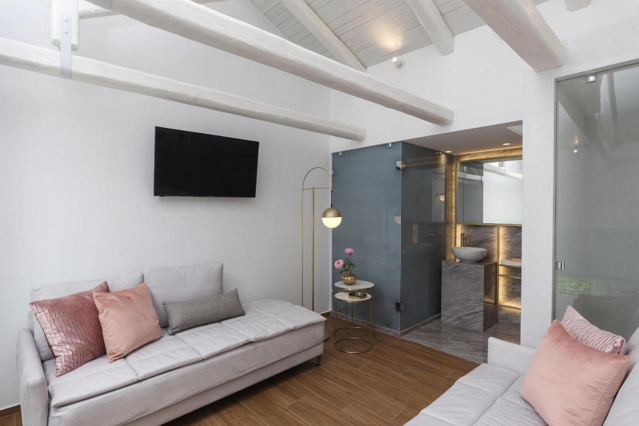 Mirabile Luxury Suites Chania  Eksteriør billede